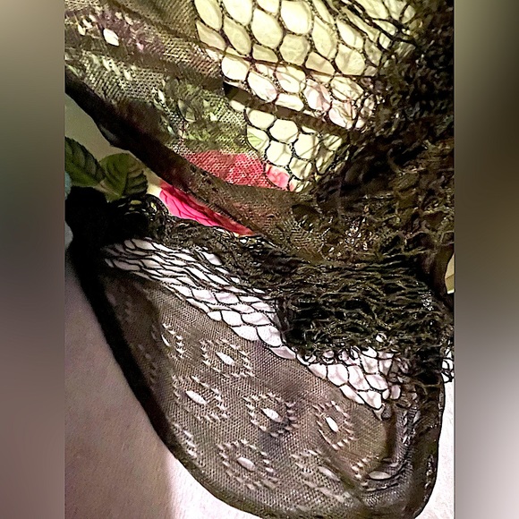 silky soft vintage Lace net scarf knotted ends excellent condition 50s/40s - Picture 5 of 6